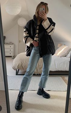 Muslim Outfits Casual, Winter Fashion Outfits Casual, Cold Outfits, Everyday Fashion Outfits, Winter Outfit Inspiration, Mode Inspo, Winter Mode, A Mirror, Casual Winter Outfits