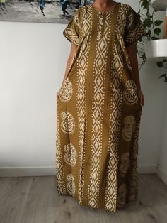 Cotton kaftan Kaftan Designs, Cotton Kaftan, Quirky Fashion, Home Wear, Dress Clothes For Women, Resort Wear, Boho Dress, Tao, Tunics