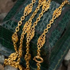 This lovely ornate station link necklace is crafted of rich 18k yellow gold and measures 26 inches in length. The c-ring clasp has been replaced recently to ensure durability iwht long term wear. Faberge Jewelry, Vintage Necklaces, Link Necklace, Diy Earrings, Vintage Necklace, Chain Necklace, Jewelry Necklaces, Yellow Gold, Necklaces