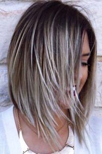 Latest Bob Haircuts For Girls To Inspire Your Next Amazing Cut Longish Hair, Blonde Highlights Bob, Edgy Bob Haircuts, Edgy Bob, Straight Bob Haircut, Medium Bob Haircut, Gray Hair Highlights, Edgy Hair, Haircut And Color