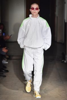 See the complete Gosha Rubchinskiy Spring 2018 Menswear collection. Beach Fashion Editorial, Urban Fashion Trends, 1990s Fashion, Fashion Books