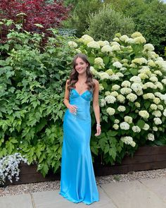 blue Prom Dresses Aesthetic Blue, Blue Prom Dress Simplistic, Long Blue Prom Dress, Cyan Prom Dress, Simplistic Prom Dress, Prettiest Prom Dresses, Debs Pictures, Prom Dresses Form Fitting, Prom Dresses For Pale Skin Dark Hair