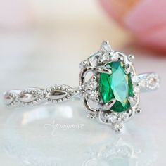 Vintage Emerald Ring, Morganite Necklace, Art Deco Emerald, Art Deco Emerald Ring, Emerald Ring Vintage, Natural Emerald Rings, Green Emerald Ring, Pear Engagement Ring, Emerald Engagement