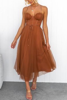 Fii Puternic, Strap Dresses, Sleeveless Outfit, Lace Bands, Party Kleidung, Rust Dress, Chiffon Maxi, Winter 2022, Maxi Dress Party