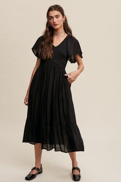 Skirt With Ruffle Hem, Darling Dress, Midi Dress With Sleeves, Tier Skirt, Textured Fabric, Tiered Skirt, Flutter Sleeves, Black Midi Dress, Ruffle Hem