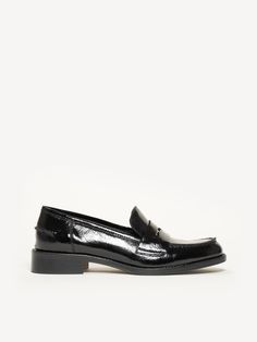 The Tosca Patent Leather Loafers, Round Toe Shoes, Leather Artisan, Black Ballet Flats, Penny Loafer, Suede Loafers, Leather Ballet Flats, Boots And Sneakers, Penny Loafers