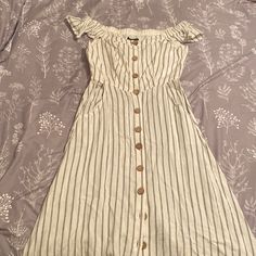 Nwot. Purchased For A Party Then Found Something I Liked More After I Removed The Tags. Linen Blend. True Buttons. Can Be Worn On Or Off Shoulders. Functional Pockets. Casual Cream Maxi Dress For Dress Down Occasions, Casual Cream Party Dress, Casual Cream Knee-length Maxi Dress, Cream Casual Party Dress, Cute Cream Dress For Day Out, Cute Cream Dress For A Day Out, Casual Cream Dress For Dress Down Occasions, Casual Striped Dress For Date Night, Casual Cream Lined Dresses