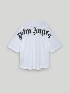 Shop the SALE online at the official Palm Angels® website. Discover Monogram Track Jacket on Sale, plus enjoy express shipping, free returns & exclusive discounts. Palm Angels Top, Palm Angels Shirt, Angel Shirt, Bday Gifts, Trendy Outfits For Teens, Baroque Fashion, Classic Logo, Cotton Logo, Palm Angels