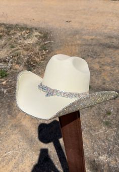 Elegant Rhinestone Hats For Country Events, Western Wedding Hat With Rhinestones, Sparkly Cowgirl Hat, Sparkly Cowgirl, Space Costume, Cowgirl Hats Western, Bday Outfits, Bridesmaids Outfits, Space Costumes