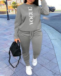 Elluis - Exclusive Plus Size Letter Print Sweatshirt and Drawstring Sweatpants Ensemble Gray Stretch Tracksuit With Long Sleeves, Gray Long Sleeve Tracksuit For Leisure, Casual Gray Long Sleeve Sets, Casual Gray Letter Print Set, Casual Gray Set With Letter Print, Tie Dye Sweatsuit, Plus Size Tracksuit, Drawstring Sweatpants, Letter Decoration