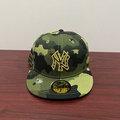 Brand - New Era Hat Model - 59fifty Hat Type - Fitted Team - New York Yankees League - Mlb Design - Camouflage Condition- Brand New Sizes Available; 7 1/8 New York Yankees Hat, Hat New York, Custom Fitted Hats, Swag Hats, Streetwear Hats, Hat Model, Yankees Hat, Camouflage Colors, 59fifty Hats