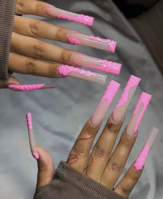 Long Acrylic Nails Summer Colors, Croc Print Ombre Nails, Croc Ombre Nails, Baddies Nails Long, Hot Pink Long Square Acrylic Nails, Xl Ombre Acrylic Nails, Xxl Long Acrylic Nails Pink, Acrylic Nail Shapes