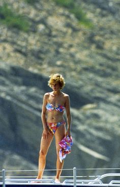 Princess Diana Fashion, Princess Diana Family, Princess Diana Photos, Princess Diana Pictures, Lana Turner, Camilla Parker Bowles, Princes Diana