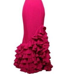 Flamenco skirt with waterfall-shaped ruffles. Fabric: Strech. Flyers: 6. Sizes: XS/S/M/L/XL/XXL Flamenco Skirt, Skirt Tutu, Tulle Long Skirt, Skirt Tulle, Ruffle Maxi Skirt, Womens Skirts, Skirt Maxi, Langer Rock, Stretch Skirt