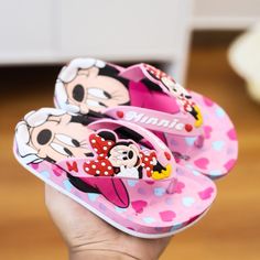 #kidswear Home Sandals, Girl Slippers, Princess Sandals, Minnie Mouse Cartoons, Slippers Cartoon, Disney Slippers, Disney Sneakers, Cute Onesies, Cartoon Designs