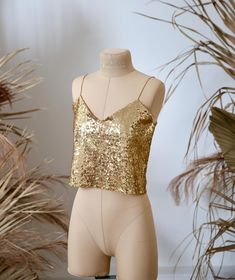 Ready to ship item, no need to waiting for production, can ship today! Description: Item Number #1371 Sequin top Thin straps  Bust circumference: XS - 83 cm chest (33 in) Total length: 43 cm (17 in) Color - Gold  "CONFETTI" SEQUIN TOP  Gentle luxury handmade sequin blouse. Beautiful neckline on the back. Perfect silk lining.  Perfectly combined with tulle or any high waist skirts.  Amazing sequin blouse for bridesmaids or any party. Your bridesmaids will be stunning! Lining: Italian silk satin s Gold Crop Top, Party Crop Tops, Sequined Top, Nye Outfits, Sequin Blouse, Gold Top, Sequin Fabric, Prom Party, Sequin Top