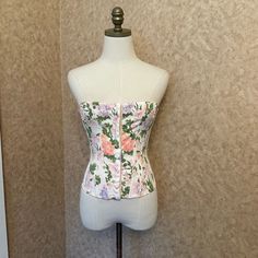 Nwt Zara Cottagecore Floral Pastel Tone Corset Top Size Xs See Pictures For More Details Basic White Blouse, Pastel Shirt, Floral Corset Top, Embroidered Bodysuit, Green Long Sleeve Top, Floral Corset, Satin Long Sleeve, Zara Shirt, White Bodysuit