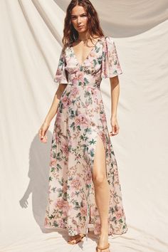 Lea Flutter Sleeve Maxi Dress Sundresses 2024, Plunge Maxi Dress, Summer Sundresses, Workwear Essentials, Floral Bodycon, Flowing Skirt, Sleeve Maxi Dress, Basic Dress, Dresses By Length