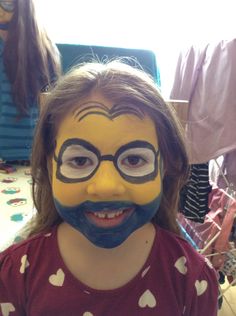 Funny Halloween Face Paint, Funny Face Painting, Minion Halloween Makeup, Funny Halloween Makeup, Bob Minion, Minions Makeup, Minion Face Paint Easy, Funny Face Paint Ideas