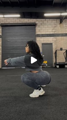 shara moss on Instagram: "I heard we’re hitting glutes!! 🥰

Bottoms @vcurvi , Code 'SHARA'"