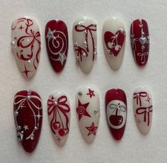 oaklestudio on ig  #nailart #naildesign #y2k #rednails #whitenail #gelnails #coquette #acubi #nails #nailsofinstagram #nailartideas Christmas Nails Aesthetic Red, Christmas Nails Y2k, Christmas Snoopy Nails, Snoopy Nails Christmas, Christmas Y2k Nails, Alt Christmas Nails, Snoopy Christmas Nails, Y2k Nails Red, Y2k Christmas Nails