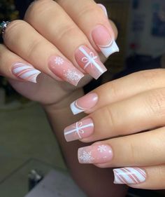 Clear Nails Design, Cute Simple Christmas Nails, Present Nails, Iris Nails, Girls Nail Designs, Fake Nails Designs, Gel Toe Nails, Gel Nail Art Designs