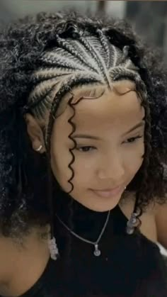 trança nagô Short Box Braids Hairstyles, Mixed Curly Hair, Braided Hairdo, Goddess Braids Hairstyles, Quick Natural Hair Styles, Cute Box Braids Hairstyles, Quick Braided Hairstyles, Protective Hairstyles Braids