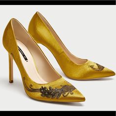 Zara Satin Court Heels Peacock Feather Embroidered Detailing On The Instep And Side, Pointed Toes And Lined Stiletto Heels. Shoe Size: 5 Approximate Heel Height : 3.9 Inches Boho Classy Yellow Embellished Evening Heels, Elegant Embroidered Pointed Toe Heels, Yellow Embellished High Heels, Elegant Formal Heels With Floral Embroidery, Yellow Embellished Heels For Summer, Elegant Floral Embroidery Heels For Formal Occasions, Summer Yellow Embellished Heels, Embellished Yellow Heels For Summer, Elegant Floral Embroidered Heels For Formal Occasions