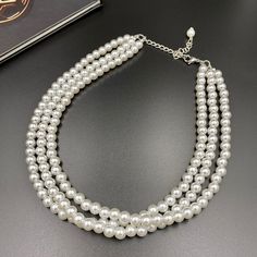 This beautiful White Faux Pearl Necklace is completely handmade with high quality. It can be worn with everything and everywhere, at a holiday party or after work with friends! - Necklace length is 17" long plus additional 4 inch extender chain for length adjustment. Made from acrylic white 8 mm beads. - silver plated finding - clasp is stainless steel lobster claw - 4 inches extender is non tarnish silver plated textured chain This necklace would be a PERFECT GIFT for you or for your family and Pearl Necklace Handmade, Friends Necklace, White Beaded Necklaces, Turquoise Statement Necklace, Autumn Necklace, Christmas Necklace, Multi Layer Necklace, Handmade Gifts For Her, Friend Necklaces