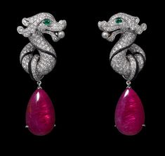 Chinese Influences – High Jewelry Ring White gold, two ruby drops totaling 21.47 carats, emerald eyes, two natural pearls, onyx, brilliants.... Antique Emerald Ring, Bezel Set Earrings, High Jewelry Ring, Emerald Eyes, Dragon Earrings, Dragon Jewelry, Ring White Gold, Sapphire Pendant, Ruby Earrings