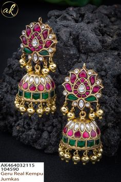 Kemp Earrings Gold, Temple Jewellery Earrings, Wedding Jewelry Sets Bridal Jewellery, Antique Necklaces Design, Gold Earrings Models, Antique Gold Jewelry Indian, Indian Bridal Jewelry Sets, Antique Jewellery Designs, Gold Jewelry Simple Necklace