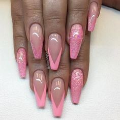 Fun Girly Acrylic Nails, Coffin Nail Ideas Pink, Pink Coffin Nail Ideas, Elegant Pink Nails, Smart Nails, Valentines Day Nails Acrylic, Nails Valentines Day, Nails Valentines