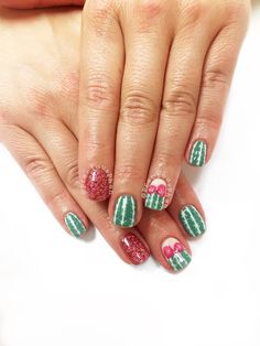 Cactus nails. Arizona nails. Desert. #PreciousPhan Cactus Nails Simple, Arizona Inspired Nails, Arizona Themed Nails, Cactus Nail Art, Desert Nails, Cactus Nails, Arizona Nails, Vacation Nail Art, Rodeo Nails