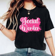 Social Worker Shirt, School Counselor T-Shirt, Gift For Social Worker, Therapist Tee, Social Worker Crew Shirts, Social Work Graduation Tees 🕕Production Time 1 business day🕕   ---𝗛𝗢𝗪 𝗧𝗢 𝗢𝗥𝗗𝗘𝗥  ⬅️ * Please review all the information provided in the description and listing images. * Select the shirt type and size using the drop-down menu. * Select the color of the shirt using the following drop-down menu.  *Your shirts will be ready to ship in 1-2 Business Days.  *Please message me if you have a rush order and need your shirts quickly. ---MATERIAL-- * The unisex t-shirts are true-to-size shirts. Shirts are a relaxed fit so it is suggested for women can order one size smaller for a further slim fit. *Solid colors are %100 cottons. * Taped shoulder-to-shoulder * Pre-shrunk * Sweats Labor Day Relaxed Fit Crew Neck T-shirt, Graphic Print Crew Neck T-shirt For Work, Labor Day Crew Neck T-shirt With Letter Print, Labor Day Relaxed Fit Letter Print T-shirt, Workwear T-shirt With Text Print And Short Sleeves, Labor Day Screen Print Short Sleeve T-shirt, Labor Day Crew Neck Shirt With Letter Print, Black Cotton T-shirt For Labor Day, Social Work Graduation