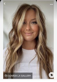 Auburn Blond Balayage, Money Piece Balayage Strawberry Blonde, Auburn Blonde Brown Hair, Auburn Bayalage Blonde, Long Strawberry Blonde Hair Balayage, Front Highlights Blonde Hair, Blonde Hair Color Ideas Fall 2023, Honey Blonde Hair 2023, Brown And Red And Blonde Hair