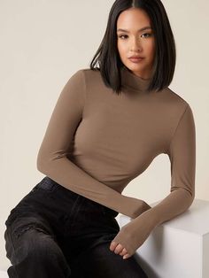 High Neck Solid Fitted Tee | EMERY ROSE Casual Sweaters Women, Shein Basics, Turtleneck T Shirt, Solid Color Sweater, Bottoming Shirt, Womens Turtleneck, Fitted Tee, Long Sleeve Turtleneck, Women T Shirts