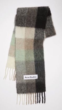 New Acne Studios MOHAIR CHECKED SCARF Green/grey/black Fringes Brand new with tag Checked scarf is made of a soft mohair blend with fringed ends. Detailed with an Acne Studios embroidered logo. Crafted from carefully selected material known for its soft and hairy fibres. Check Logo patch Fringed ends Measurements including fringe: 250 cm length; 28 cm width Fringe measurements: 12 cm approx. Made in Italy Due to the characteristics of the material, it is natural for small fibres to shed over time. Handle with care to preserve the original appearance as long as possible. Main material: 33% alpaca, 25% wool, 22% nylon, 20% mohair Stored in a smoke & pet free home ❌ Please check pictures as they are part of description The item you see is the EXACT item you are receiving❌ ❌colors might be dif Acne Studios Scarf, Check Logo, Tartan Plaid Scarf, Checkered Scarf, Rainbow Scarf, Studio Green, Tartan Scarf, Checked Scarf, Oversized Scarf