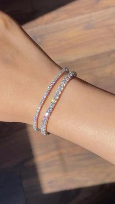 Diamond Accessories Aesthetic, Silver Assesories, White Silver Jewelry, Prom Assessories, Prom Jewlrey, Prom Jewelry Ideas, Elegant Jewelry Classy, Diamond Bracelets Women, Accessories For Prom