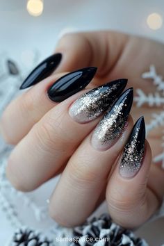 22 Navy Winter Nails Art Ideas and Designs New Moon Nails, January Nails Black, Gothic New Years Nails, New Years Black Nails, Witchy Winter Nails, Masquerade Nails Designs, Black Almond Nails Designs Glitter, Black White Ombre Nails