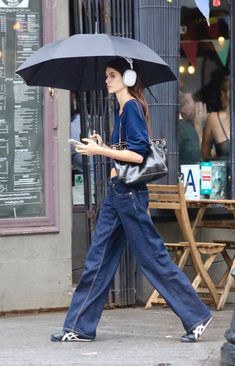 Taylor Russell Outfits, Kaia Gerber Outfits, Kaia Gerber Street Style, Models Off Duty Style, Nyc Girl, Kaia Gerber, Cool Fits, Models Off Duty, Celebrity Street Style