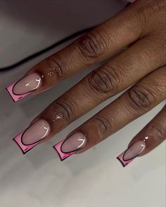 French Tip Acrylic Nails Ideas Long, Pop Art French Tip Nails, Fun French Tip Nails Square, Trendy Acrylic Nails Coffin Short, French Tip Nails With Design Short, Classy Acrylic Nails Short, Short Nail Designs French Tips, Short French Tip Designs, Acrylic Nail Designs French Tip Ideas