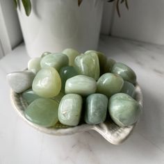 Aries And Pisces, Wishing Stones, Aries Pisces, Crystal Vibes, Key Words, Crystal Aesthetic, Zodiac Aries, Jade Crystal, Pretty Rocks