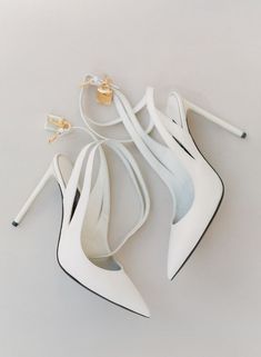 Hak Tinggi, Wedding In Tuscany, Tuscan Wedding, Organic Wedding, Bridal Heels, Wedding Shoes Heels, Monday Blues