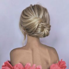 Joseph I'Anson | Looking for a cute half up style? Then you need this tutorial easily create this twisted halfup style in minutes…. 🤍 L’IMAGE Mannequin -... | Instagram Midi Hair, Easy Hair Up, Easy Updos For Long Hair, Short Hair Up, Updo Tutorial, Hairdo Wedding