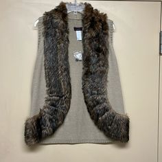 Nwt Faux Fur Vest By Mark L Arm Pit To Arm Pit 21” Length 29” Brown Winter Outerwear For Layering, Brown Fitted Faux Fur Outerwear, Mark Brown, Sleeveless Cardigan, Faux Fur Vest, Faux Fur Vests, Faux Fur Collar, Fur Vest, Fur Collars