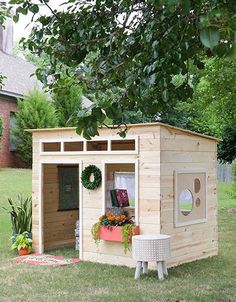 a kid's play house with the words, do it yourself kids playhouse