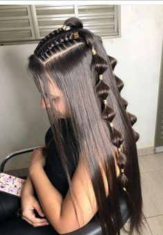 Mexico Braids, Hair Stail, Rave Hair, Vlasové Trendy, Peinados Fáciles Para Cabello Corto, Hair Stylies, Hairdo For Long Hair, Hair Stylist Life, Easy Hairstyles For Long Hair