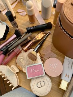 Just a girl in the summer Bathroom Makeup, Makeup Bag Essentials, Coquette Girl, Makeup Needs, Aesthetic Coquette, Skin Complexion, Makeup Obsession, Luxury Makeup, Light Makeup