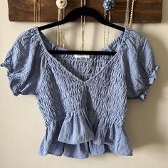 Never Worn I Love This Top. Just Haven’t Had An Opportunity To Wear It Blue Ruched Short Sleeve Top, Casual Blue Ruched Top, Casual Light Blue Ruched Top, Blue Periwinkle, Puff Sleeve Crop Top, Ruffle Crop Top, Gingham Tops, Wrap Shirt, Sequin Tank