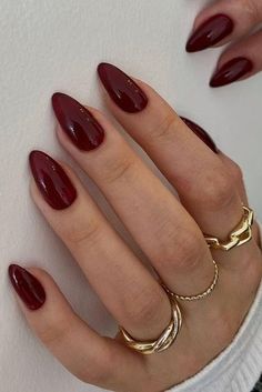 #rings #stacking #chain #2023 #trendy #women #jewelry #ins #goldplated #ooakme Wine Nails, Makijaż Smokey Eye, Red Nail, Orange Nails, Minimalist Nails, Classy Nails